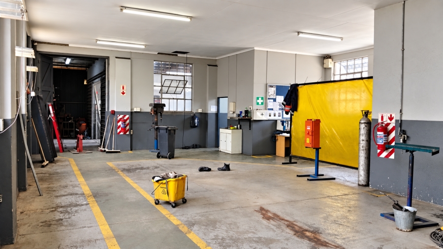 To Let Commercial Property for Rent in Rustenburg Central North West